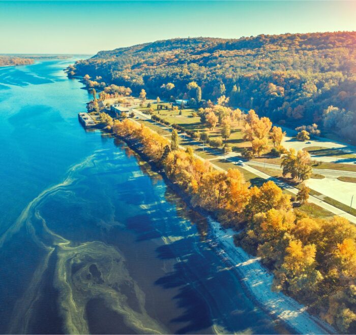 Дніпровський вояж